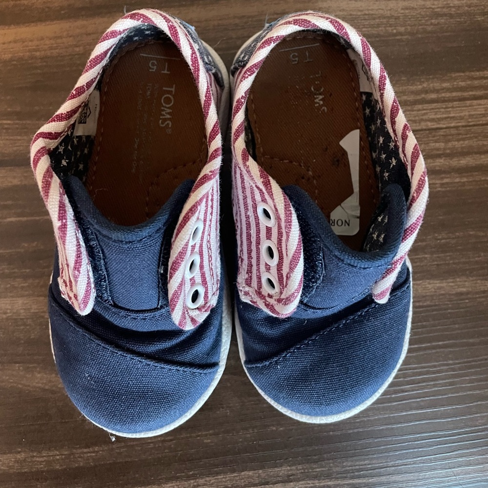 Toms, Americana Flag, size 5T